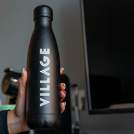 Village Hotel Manchester Hyde Εξωτερικό φωτογραφία