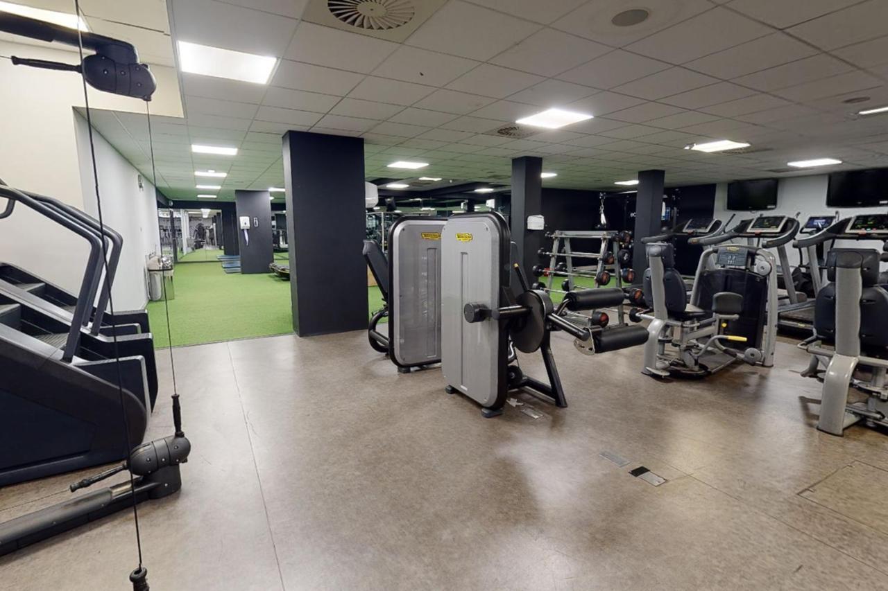 Village Hotel Manchester Hyde Εξωτερικό φωτογραφία
