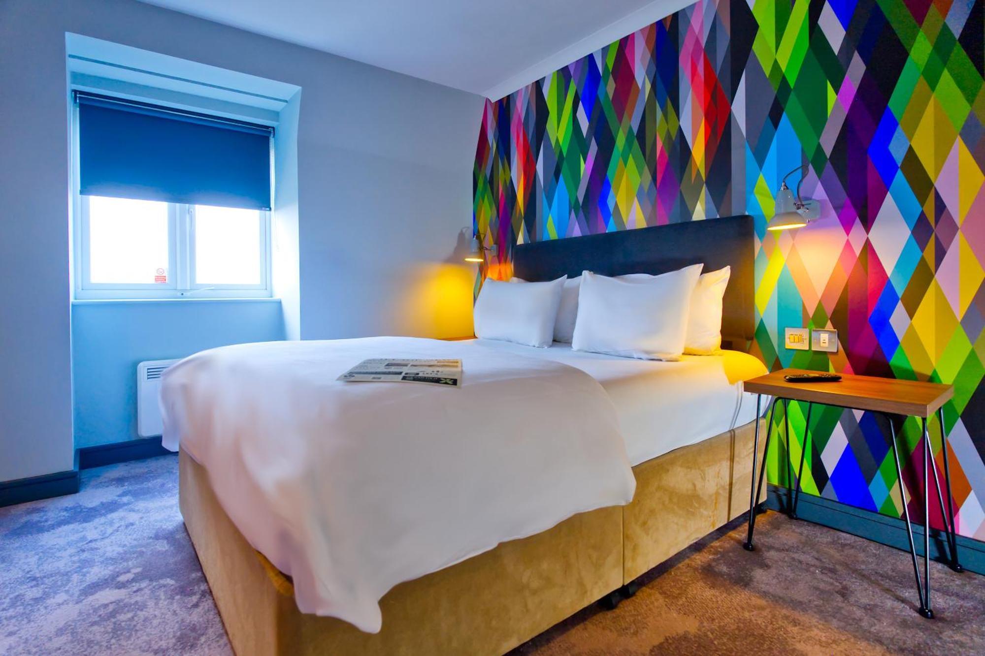 Village Hotel Manchester Hyde Εξωτερικό φωτογραφία