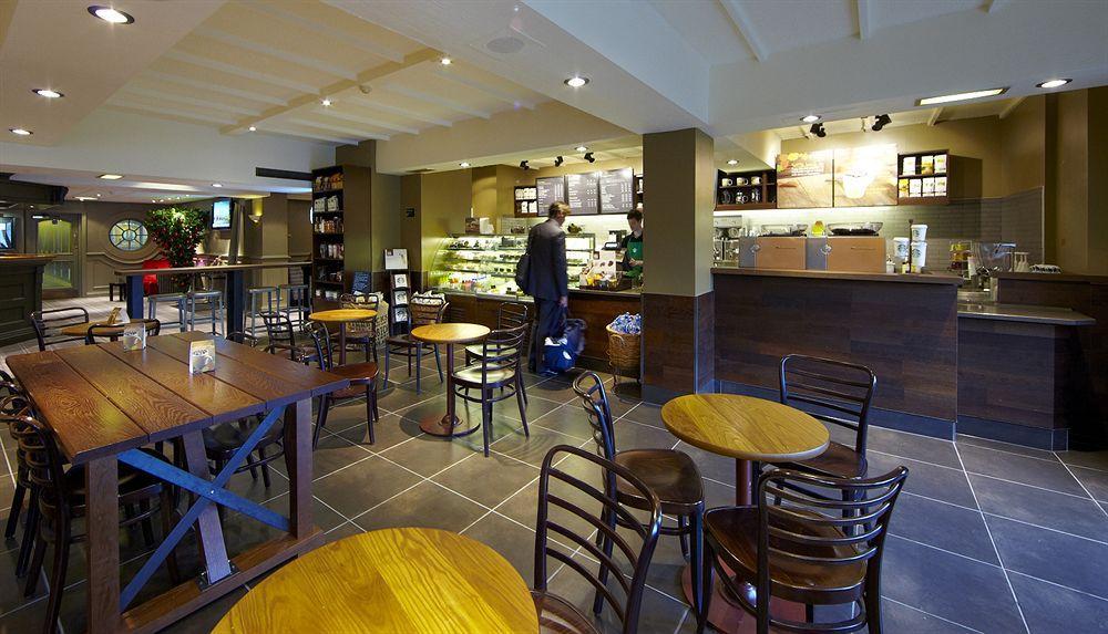 Village Hotel Manchester Hyde Εξωτερικό φωτογραφία
