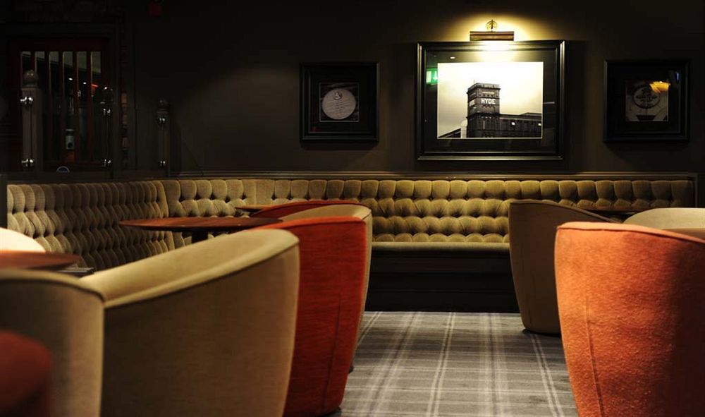 Village Hotel Manchester Hyde Εξωτερικό φωτογραφία